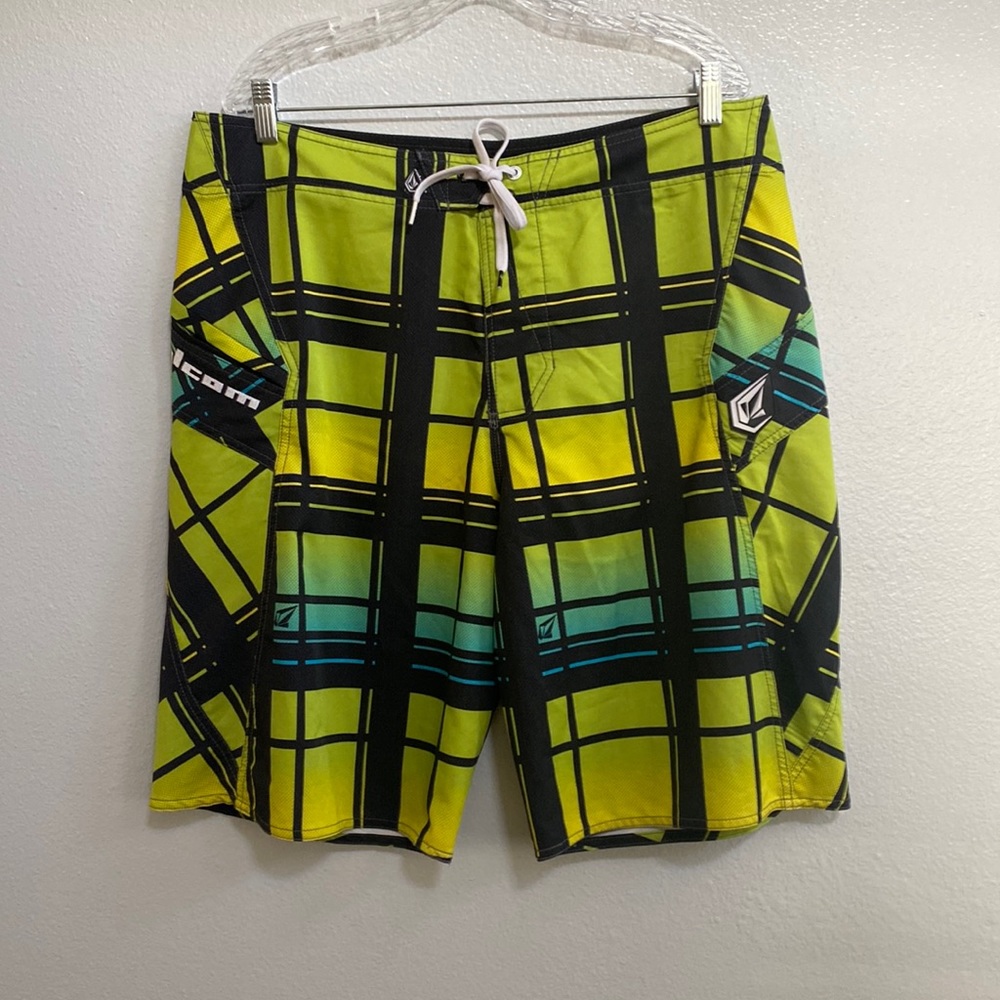 Volcom surf shorts